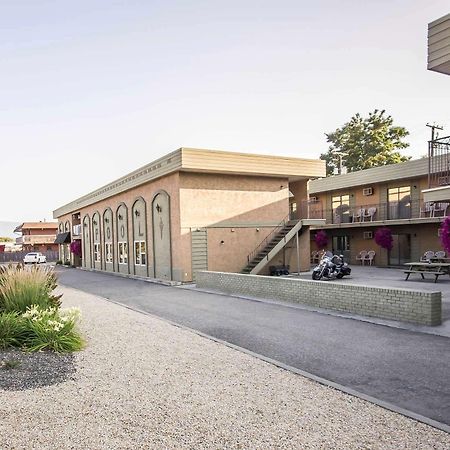 Econo Lodge Vernon Exterior photo